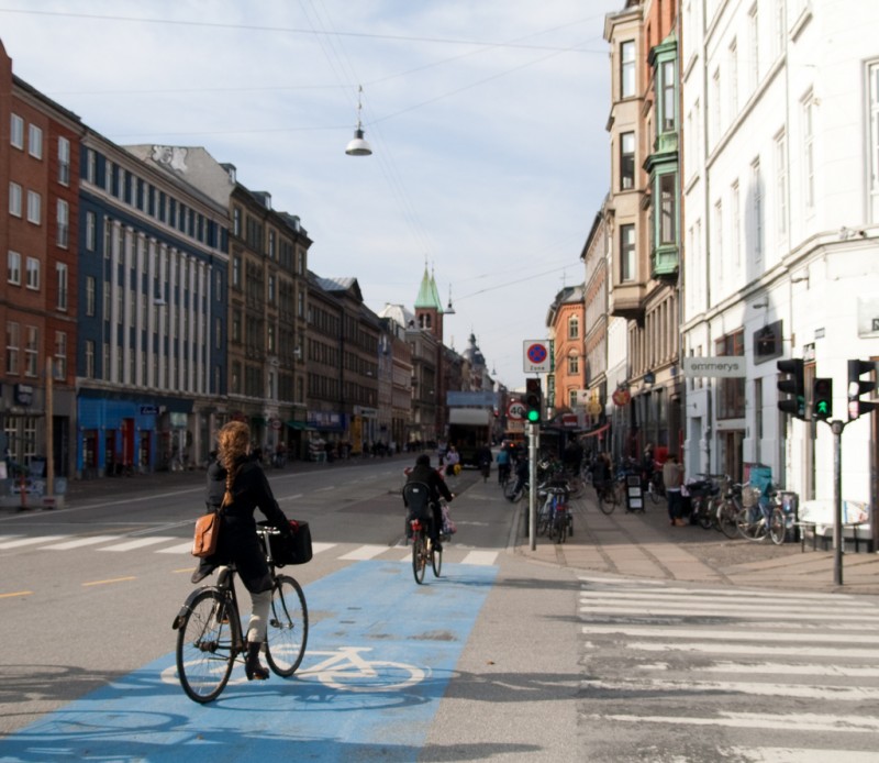 bicycling healthier than gym